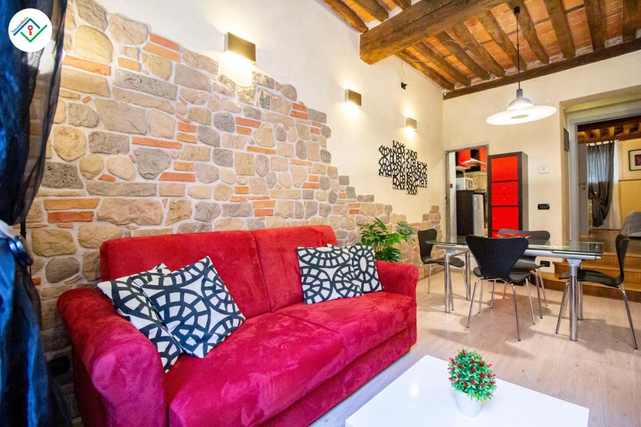 Antica Piazza Apartment By Tuscanywego Lucca Kültér fotó