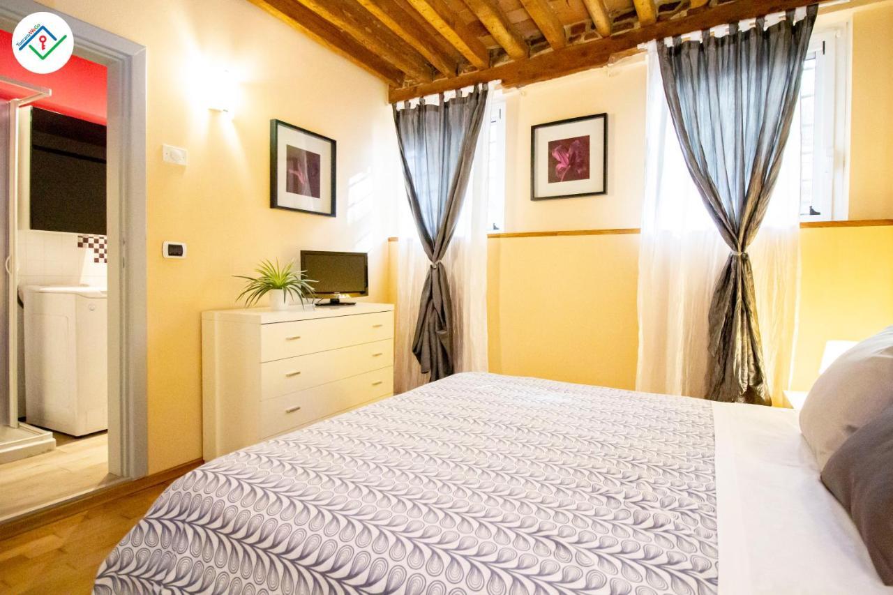 Antica Piazza Apartment By Tuscanywego Lucca Kültér fotó